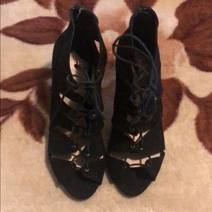 Faith Land Ghillie Lace Up Heeld sandals - black